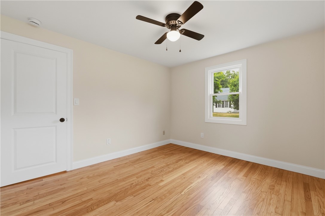 76 Beverly Road East Providence, RI 02915 - Photo 21 of 45
