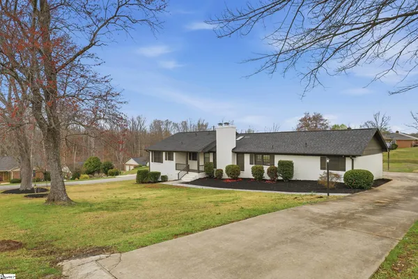 $645,000 | 104 Westover Drive, Greer, SC 29651
