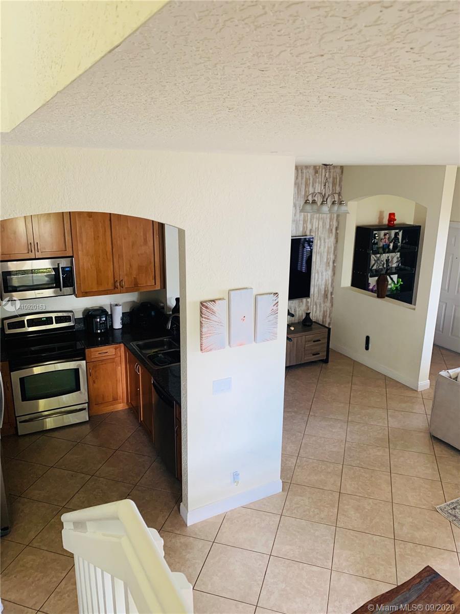 2425 Southwest 99th Way, Unit 2425 Miramar, FL 33025 - Photo 18 of 43