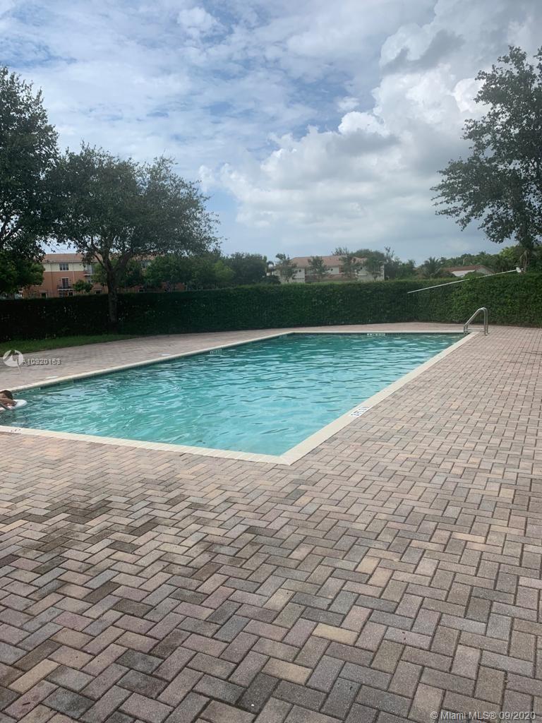 2425 Southwest 99th Way, Unit 2425 Miramar, FL 33025 - Photo 10 of 43