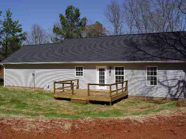 512 Pecan Grove Road Seneca, SC 29672 - Photo 2 of 6 Gallery Image 2