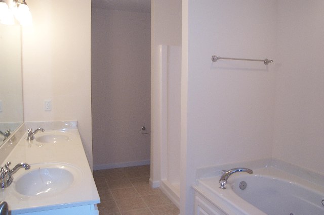 512 Pecan Grove Road Seneca, SC 29672 - Photo 6 of 6 Gallery Image 6