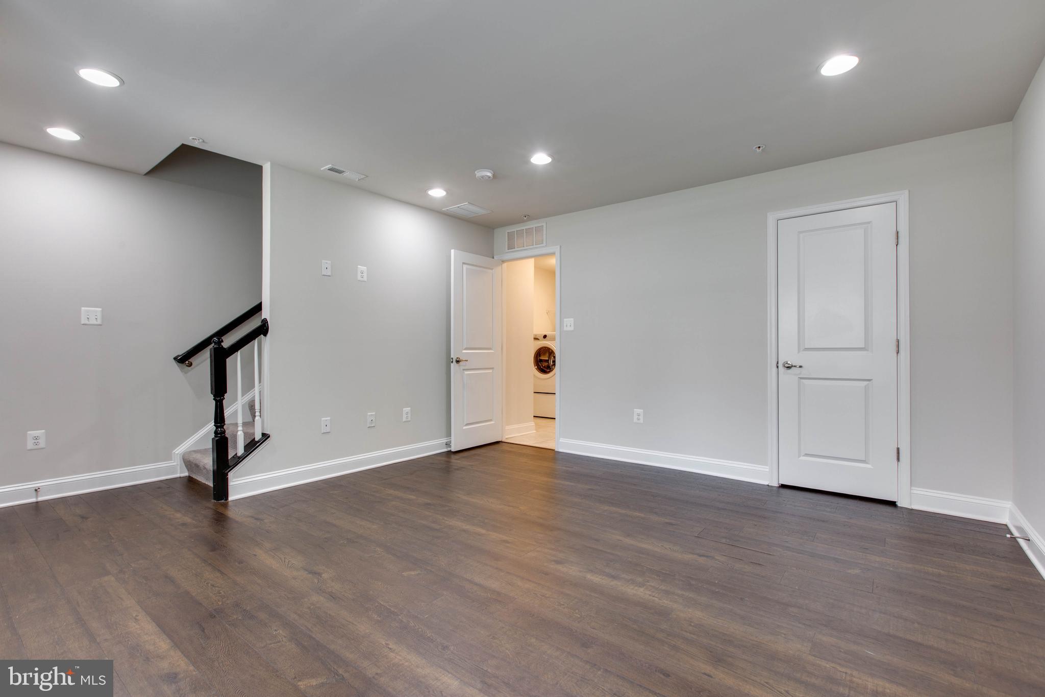 7110 Druce Way Hanover, MD 21076 - Photo 9 of 54 Gallery Image 9