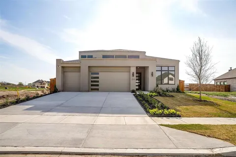 $803,260 | 213 Lantern Ridge Drive, Aledo, TX 76008