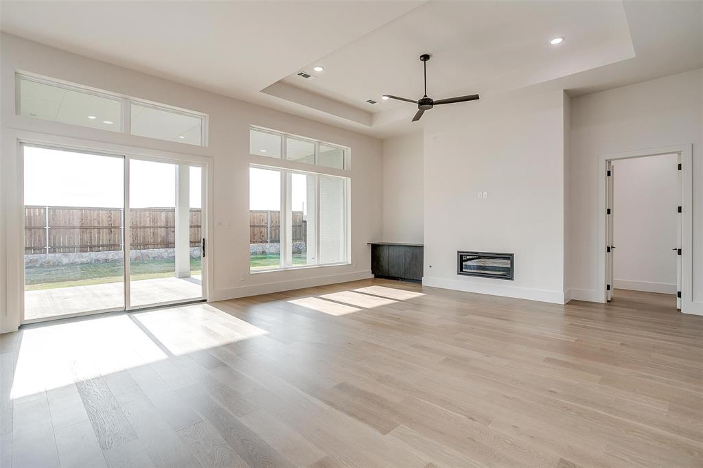 213 Lantern Ridge Drive Aledo, TX 76008 - Photo 7 of 40