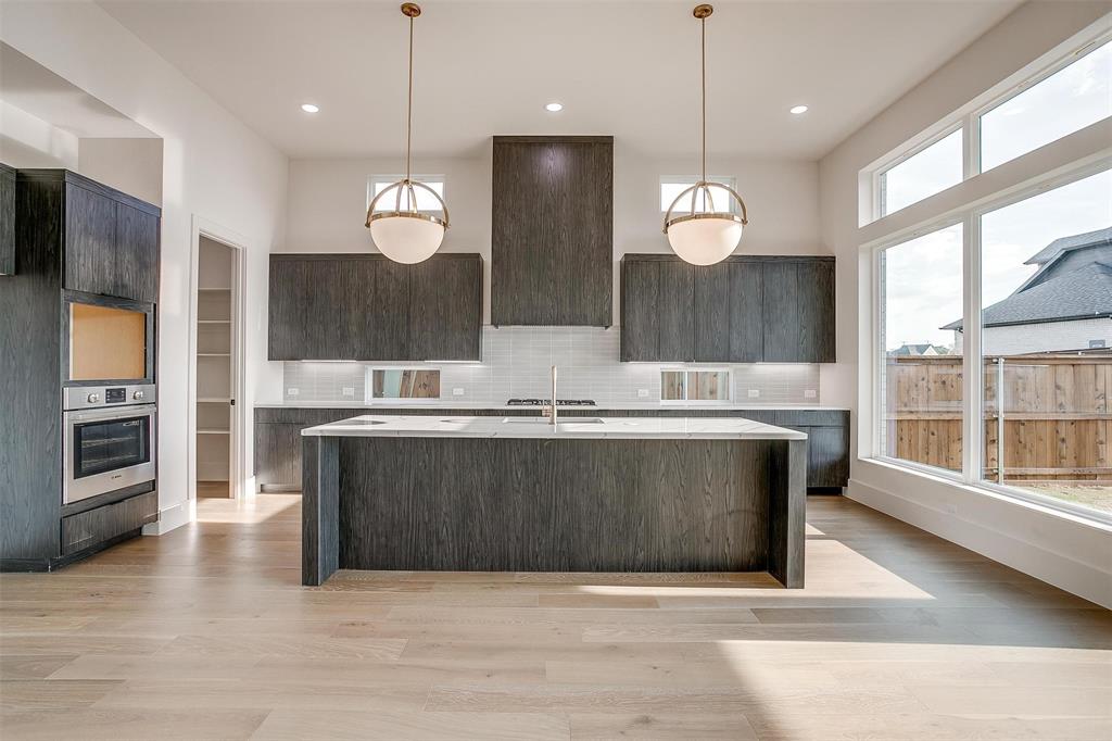 213 Lantern Ridge Drive Aledo, TX 76008 - Photo 10 of 40