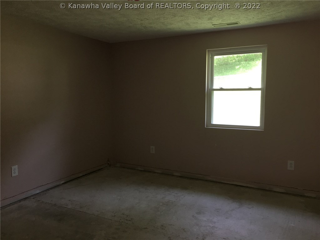 3001 Vorpe Road St. Albans, WV 25177 - Photo 16 of 22 Gallery Image 16