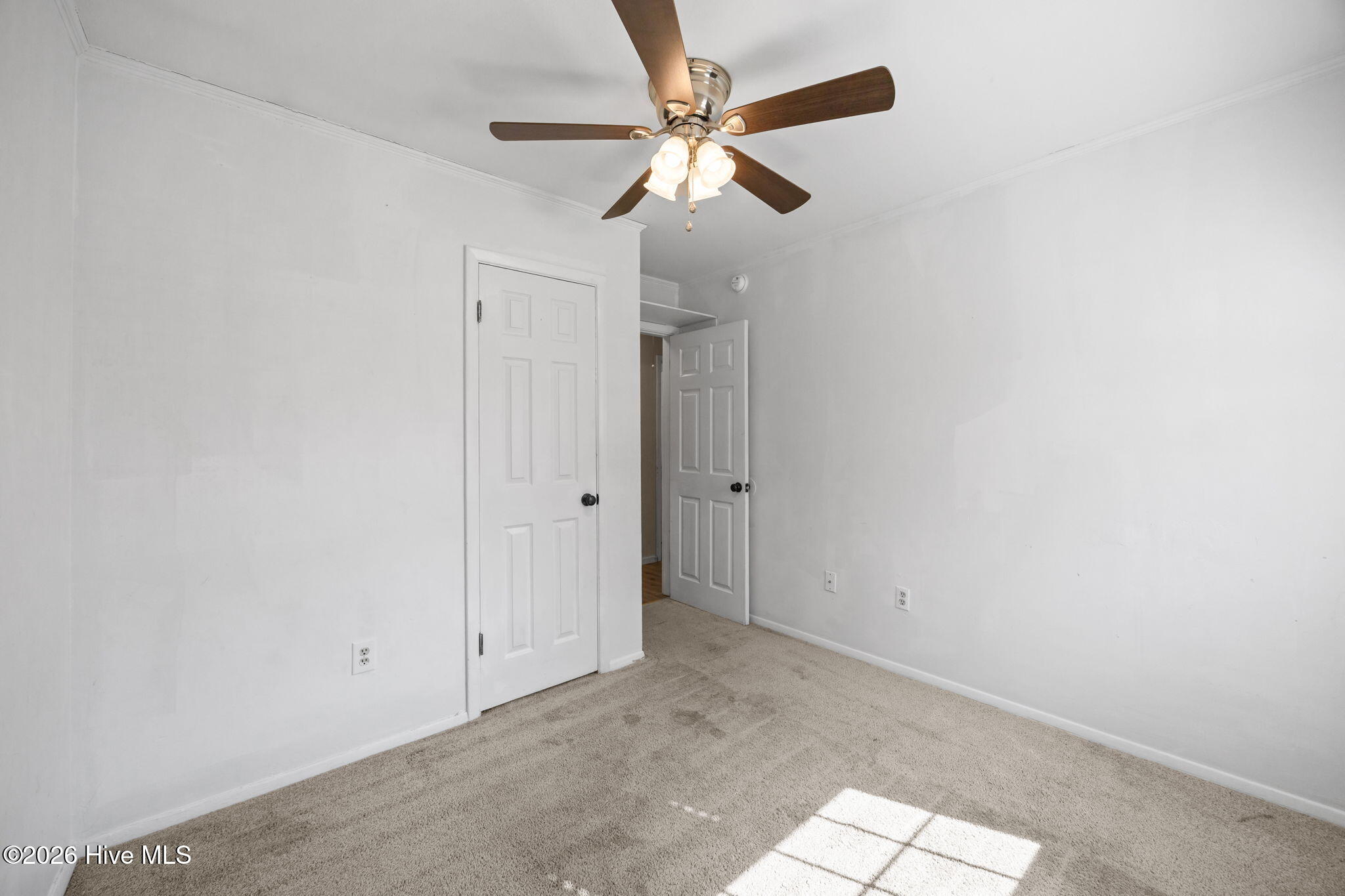 323 Cardinal Road Jacksonville, NC 28546 - Photo 10 of 22 2nd Bedroom