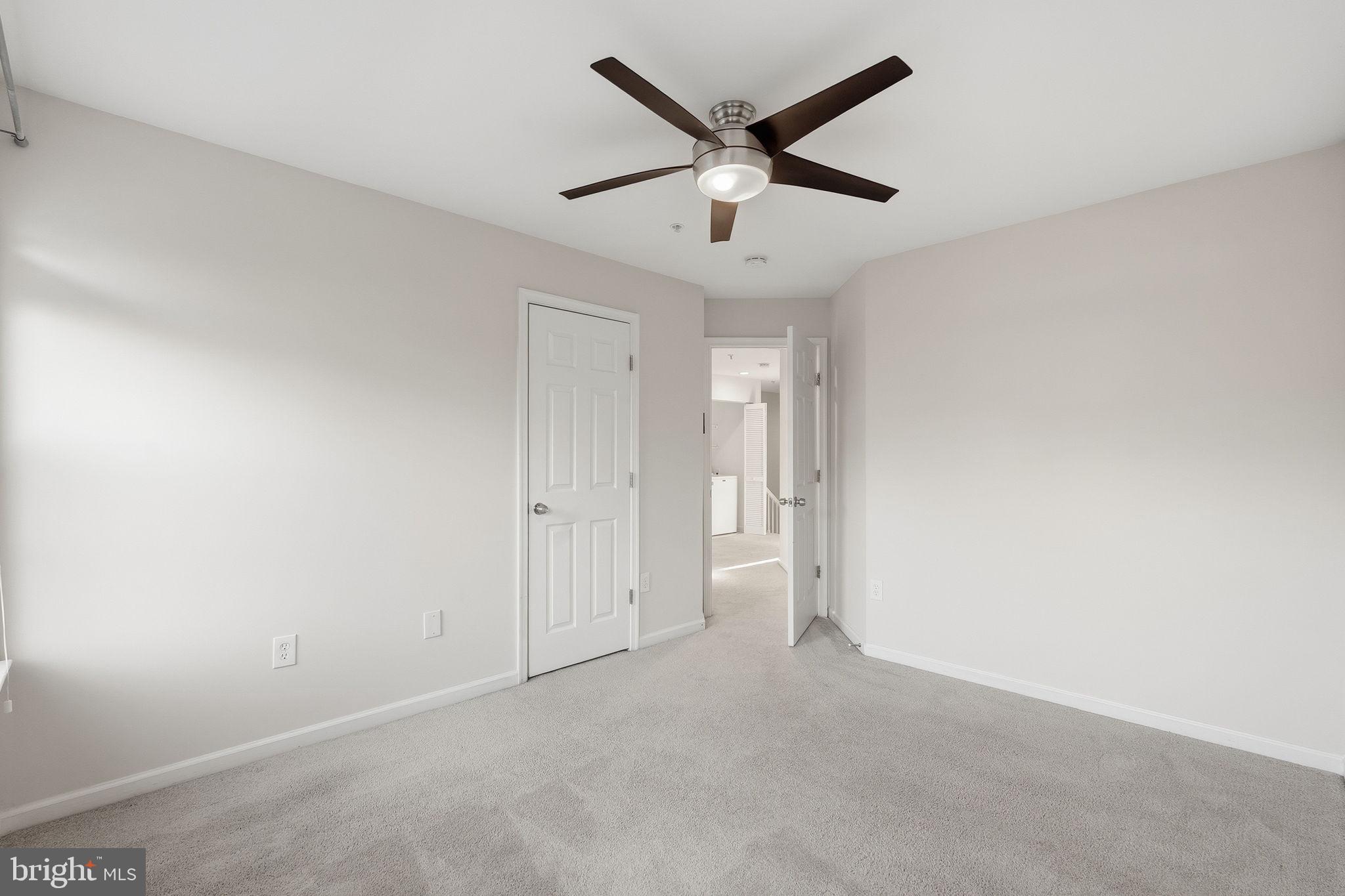 1881 Crescent Park Drive Reston, VA 20190 - Photo 35 of 43