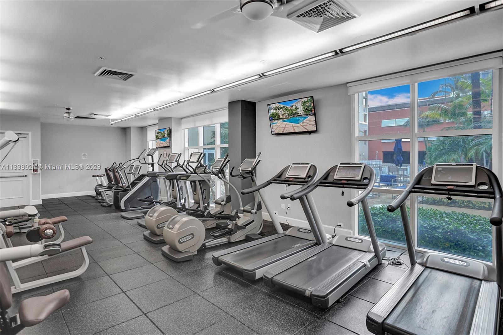 2001 Biscayne Boulevard, Unit 2202 Miami, FL 33137 - Photo 27 of 31 a view of a room with gym equipment