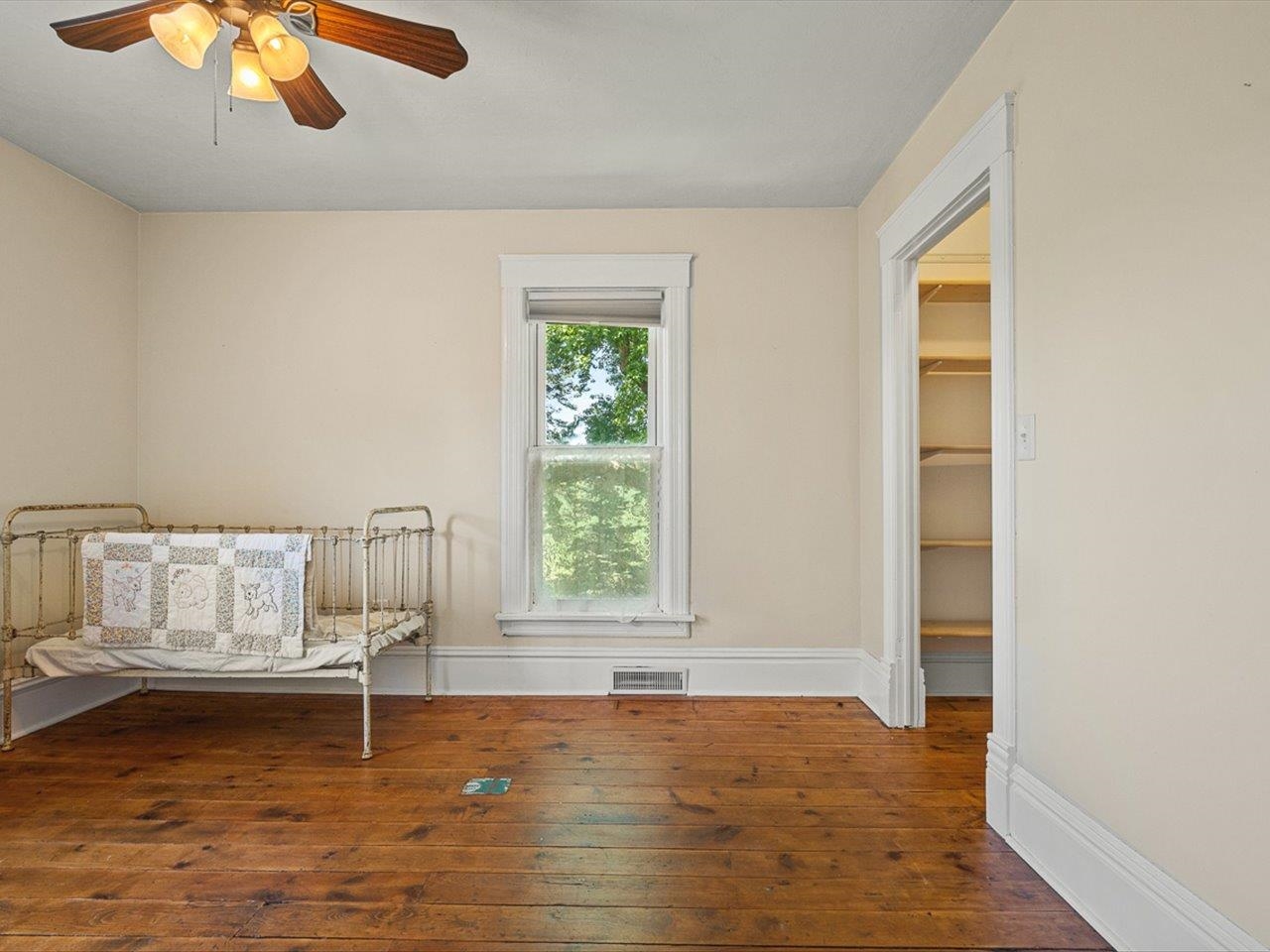 8710 North Pecatonica Road Pecatonica, IL 61063 - Photo 20 of 39 Gallery Image 20