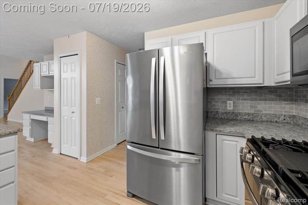 3052 Ridley Way Howell, MI 48843 - Photo 22 of 45 Gallery Image 22