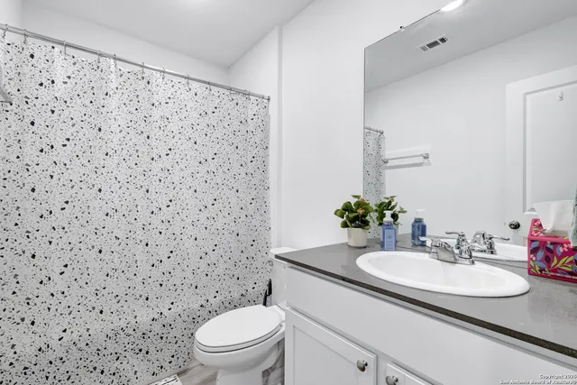 $225,000 | 9015 Lunar Cove, San Antonio, TX 78252