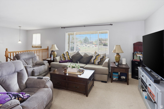 4697 South 2025th Street West Roy, UT 84067 - Photo 4 of 41
