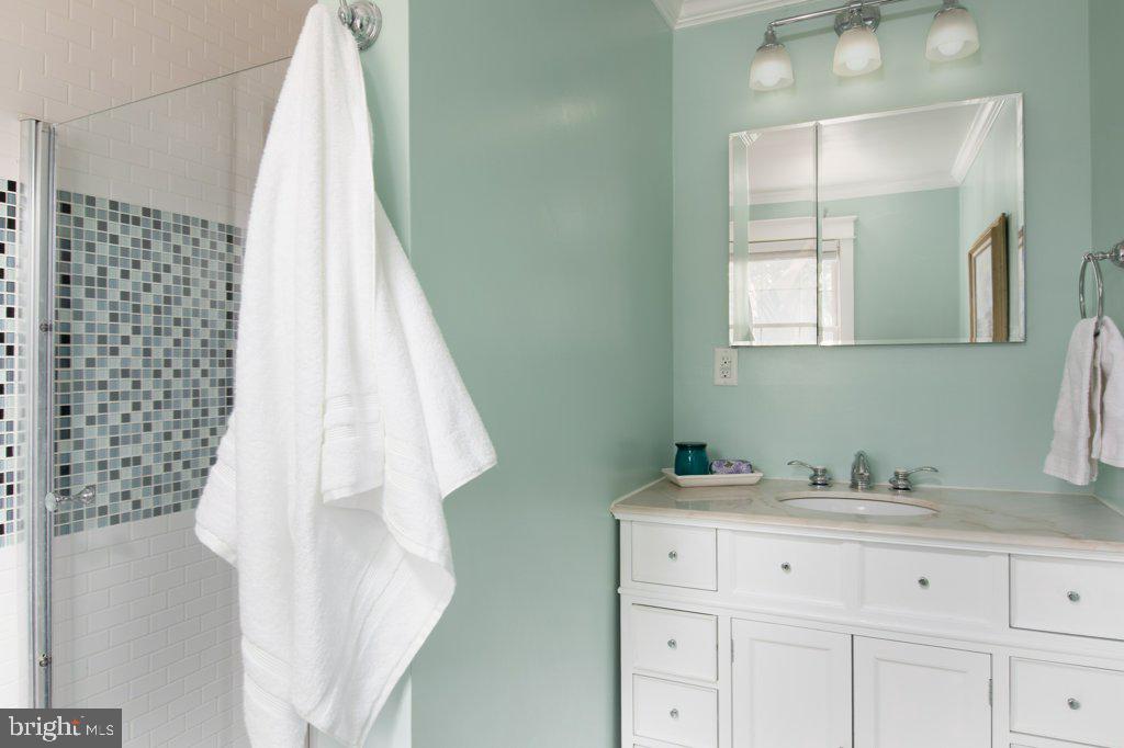 1203 Collingwood Road Alexandria, VA 22308 - Photo 24 of 51 Gallery Image 24