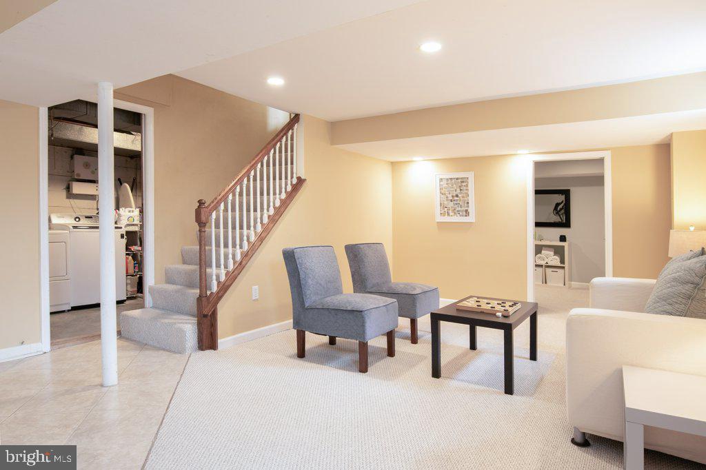 1203 Collingwood Road Alexandria, VA 22308 - Photo 30 of 51 Family room