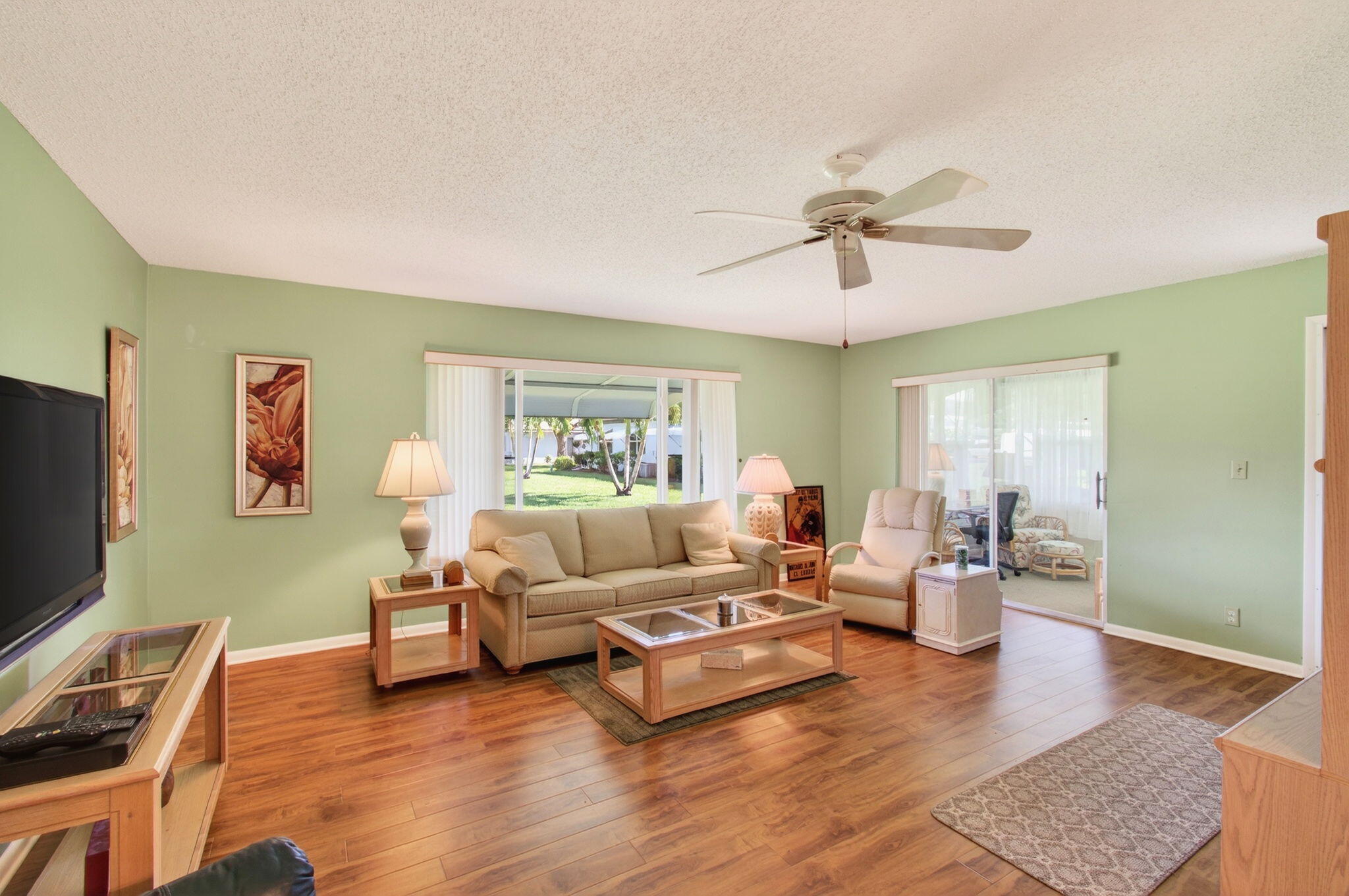 417 High Point Boulevard, Unit D Delray Beach, FL 33445 - Photo 14 of 51 Living room views (5)