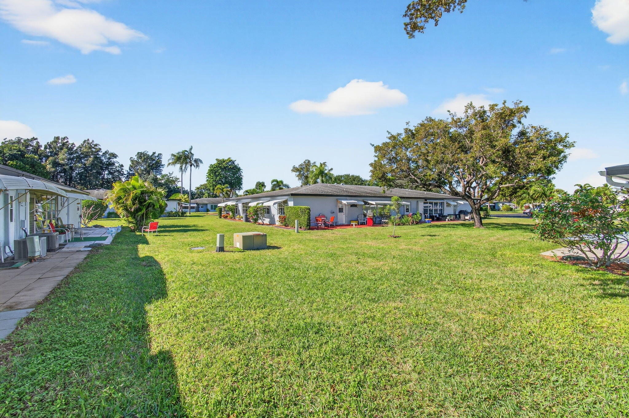 417 High Point Boulevard, Unit D Delray Beach, FL 33445 - Photo 34 of 51 Back yard view