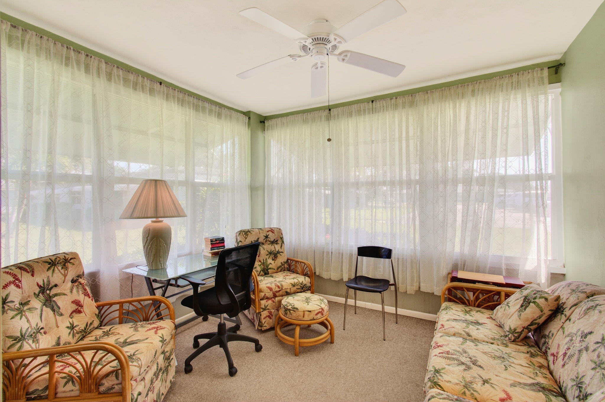 417 High Point Boulevard, Unit D Delray Beach, FL 33445 - Photo 6 of 51 Enclosed Florida room under air (2)