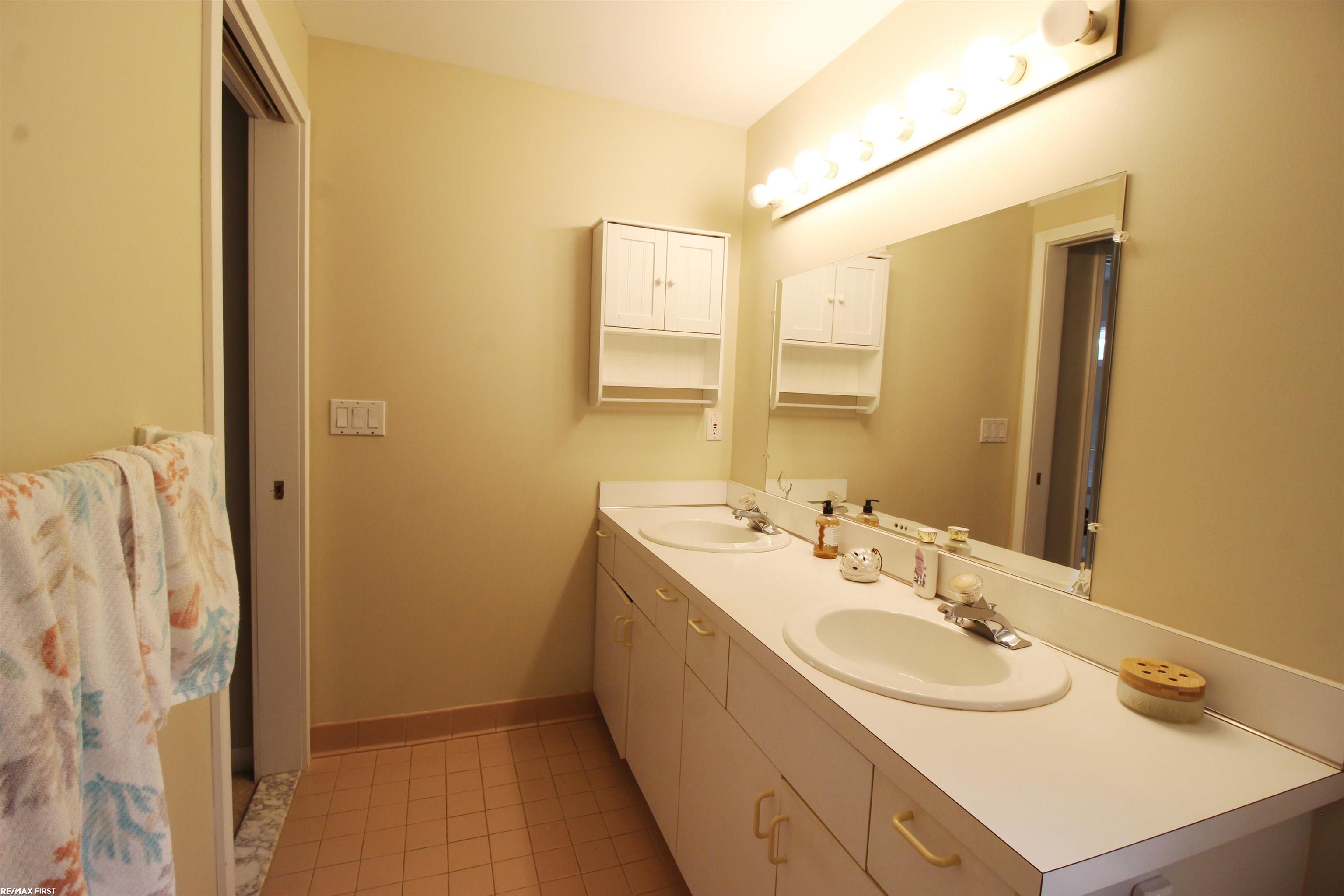 8332 East Pearson Road Utica, MI 48316 - Photo 22 of 38 Gallery Image 22