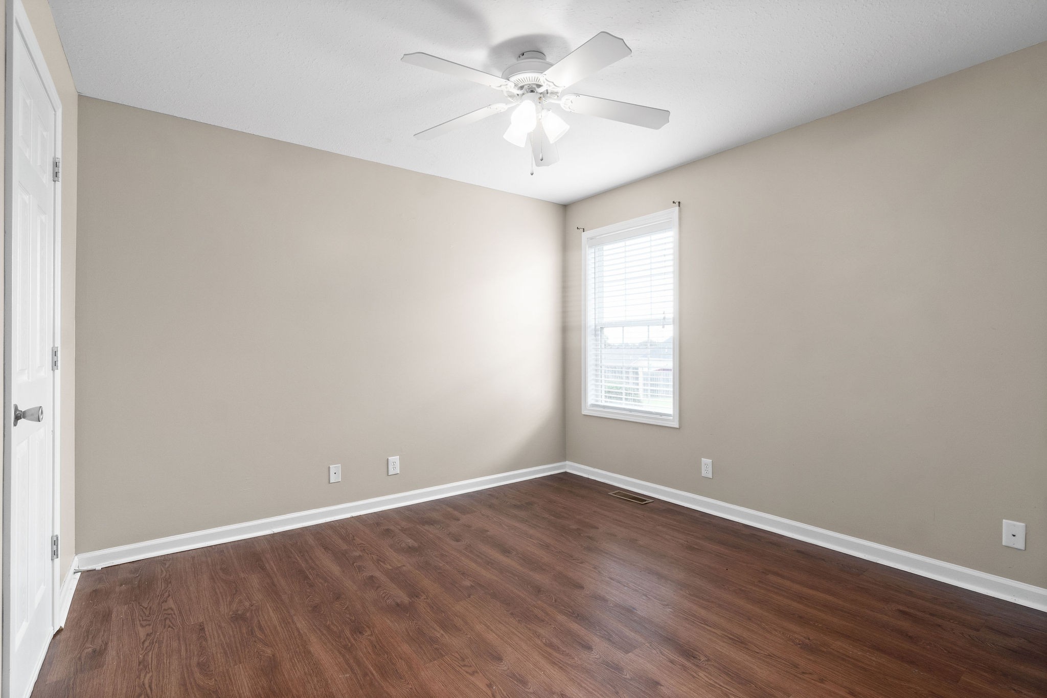 1876 Patton Road Clarksville, TN 37042 - Photo 22 of 30 Gallery Image 22