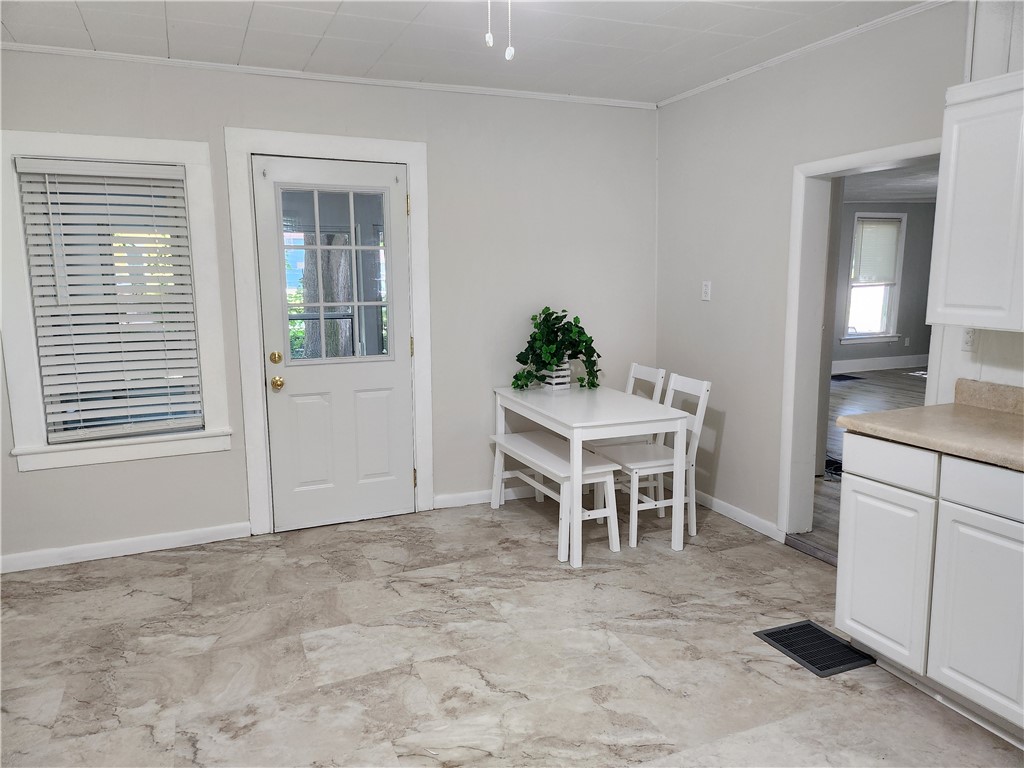 344 Elmgrove Road Greece, NY 14626 - Photo 11 of 28 eat in kitchen