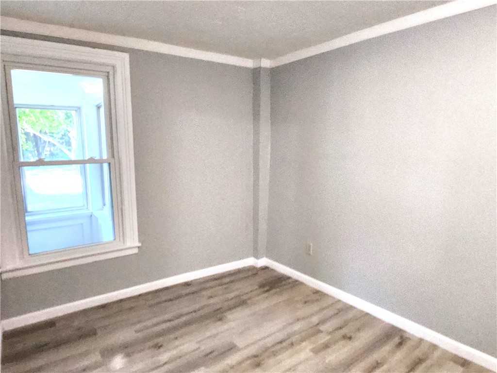 344 Elmgrove Road Greece, NY 14626 - Photo 12 of 28 1st floor den/bedroom 8'x 10 1/2'