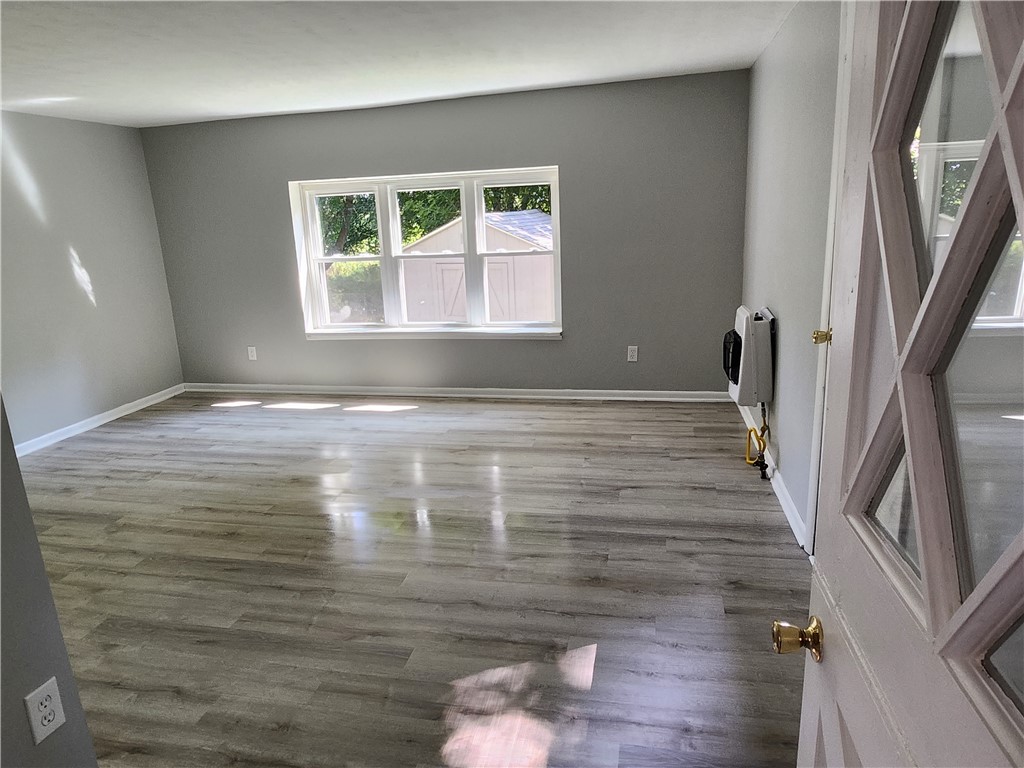 344 Elmgrove Road Greece, NY 14626 - Photo 17 of 28 family room approximately 15 1/2' x 15'