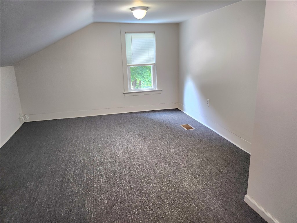 344 Elmgrove Road Greece, NY 14626 - Photo 20 of 28 bedroom 1 approximately 17'x12'