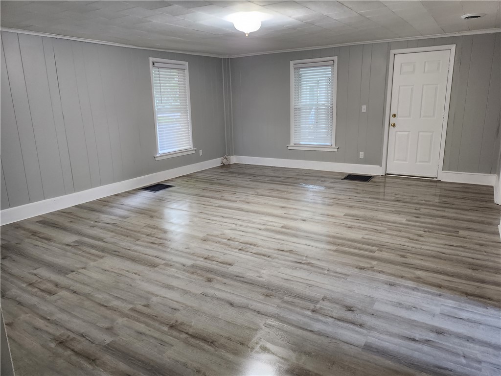 344 Elmgrove Road Greece, NY 14626 - Photo 8 of 28