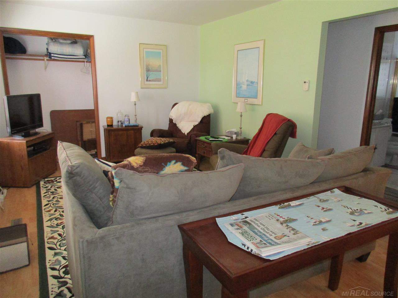 5998 Mills Road Deckerville, MI 48427 - Photo 7 of 15 31280442-6.JPG