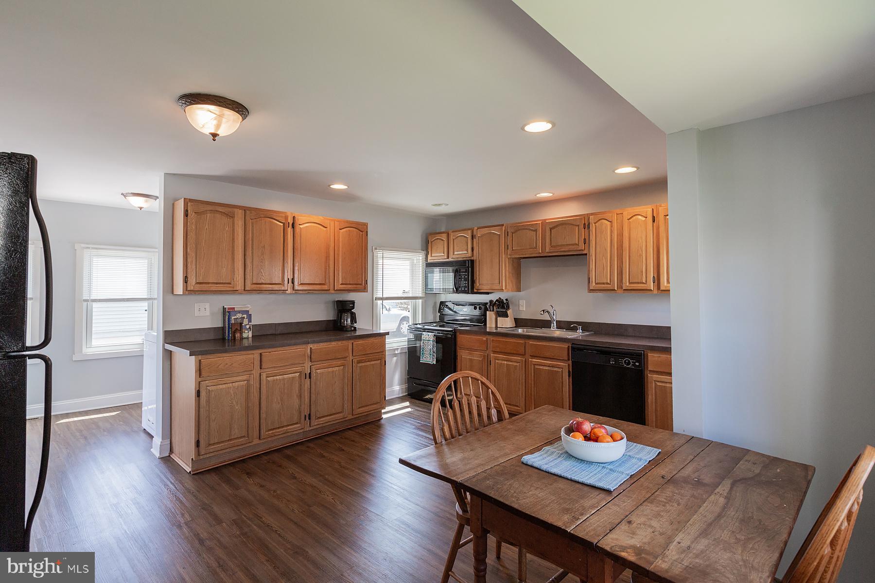 1235 Newport Road Manheim, PA 17545 - Photo 9 of 67