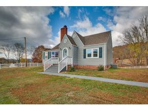 4184 Ridge Road Kingsport, TN 37660 - Photo 1 of 36 Remodeled Home