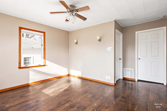 $2,550 | 480 West Grand Avenue, Lake Zurich, IL 60047