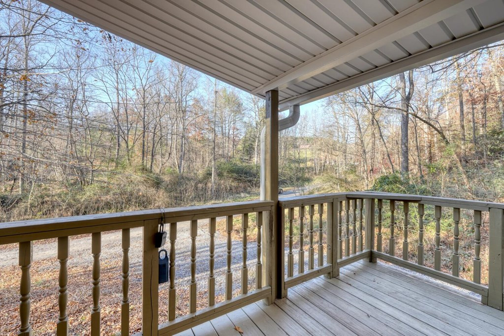 408 Smith Road Brasstown, NC 28902 - Photo 25 of 38