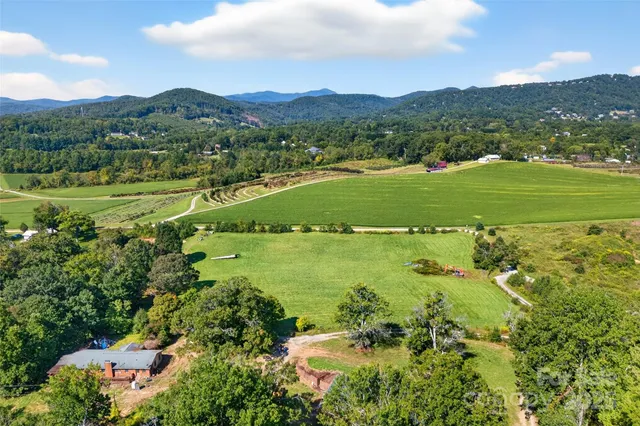 a view of an outdoor space and a yard