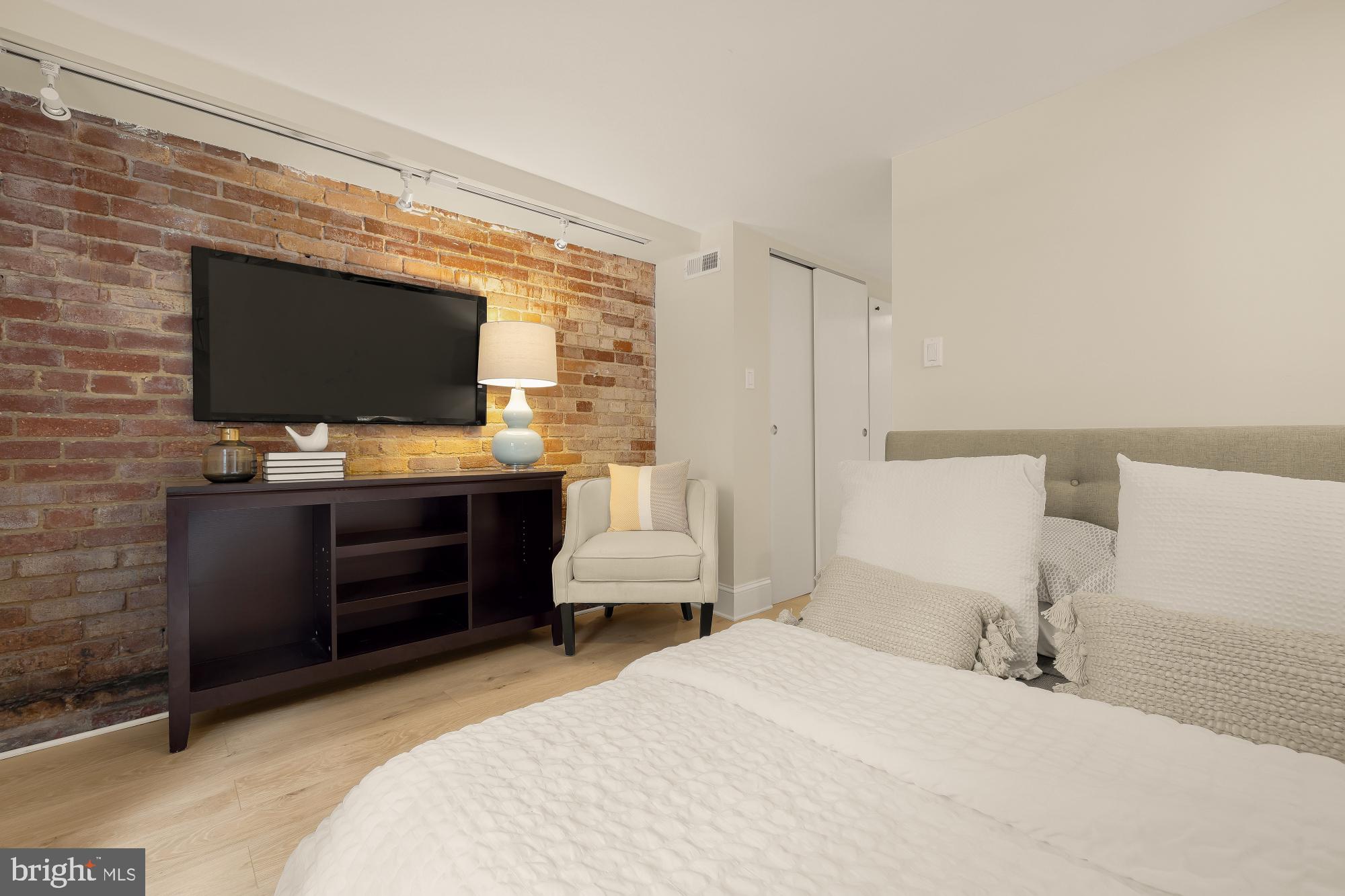 1737 Park Road Northwest Washington, DC 20010 - Photo 35 of 42 Bedroom 1