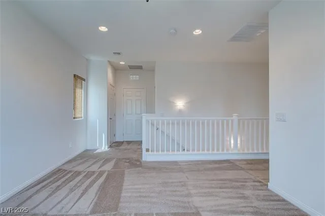 $2,100 | 10822 Merrimack Avenue, Las Vegas, NV 89166