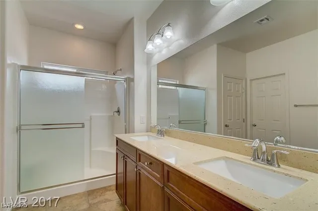 $2,100 | 10822 Merrimack Avenue, Las Vegas, NV 89166