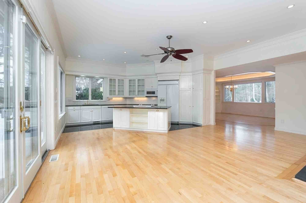 150 Georgetown Road Boxford, MA 01921 - Photo 8 of 37