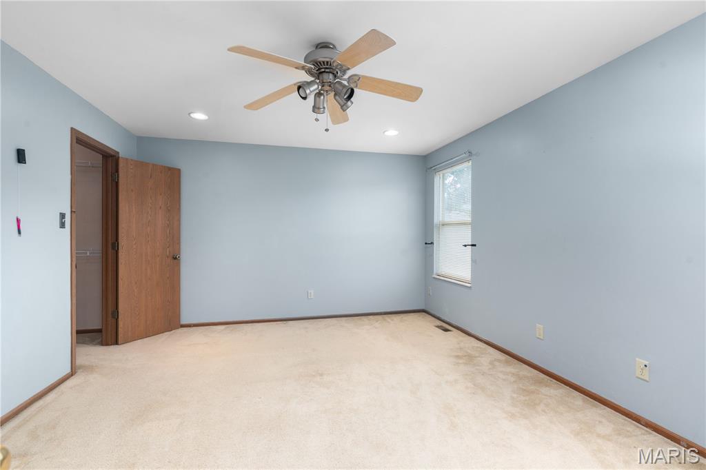 2559 Barrett Pl Drive Ballwin, MO 63021 - Photo 23 of 38