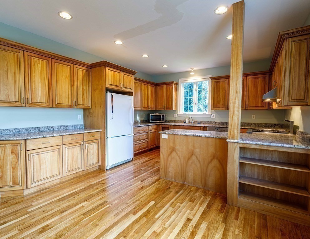 36 Tanglewood Road Amherst, MA 01002 - Photo 19 of 41 Gallery Image 19