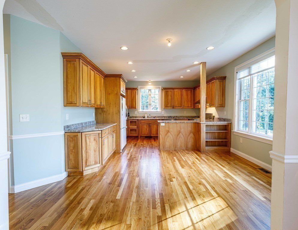 36 Tanglewood Road Amherst, MA 01002 - Photo 21 of 41 Gallery Image 21
