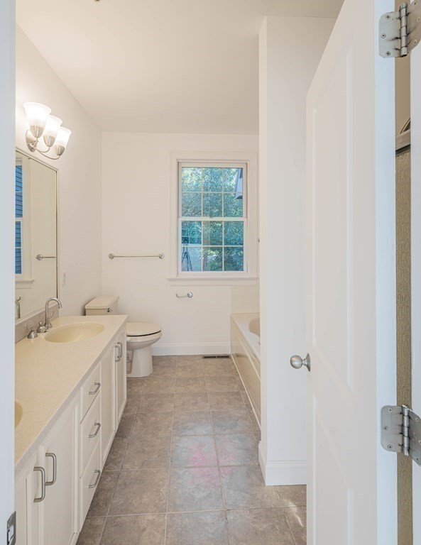 36 Tanglewood Road Amherst, MA 01002 - Photo 29 of 41 Gallery Image 29
