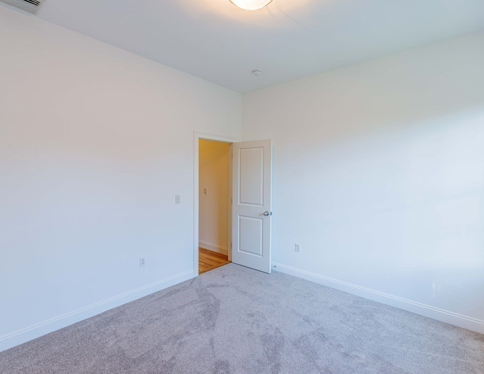 36 Tanglewood Road Amherst, MA 01002 - Photo 34 of 41 Gallery Image 34