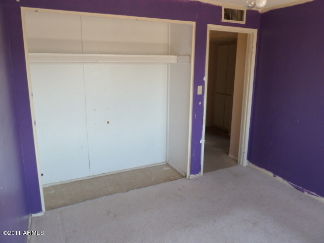 6526 West Berkeley Road Phoenix, AZ 85035 - Photo 14 of 24 021-966647 (18)