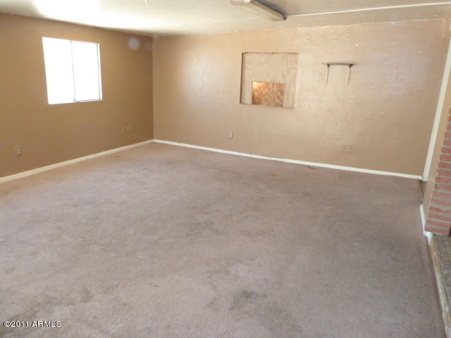 6526 West Berkeley Road Phoenix, AZ 85035 - Photo 17 of 24 021-966647 BEDROOM