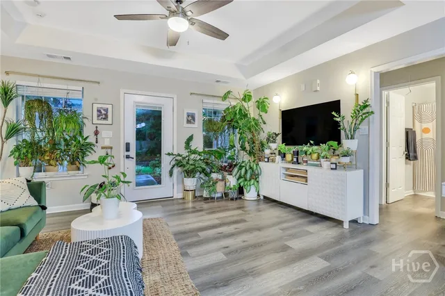 $325,000 | 2120 Vermont Avenue, Savannah, GA 31404