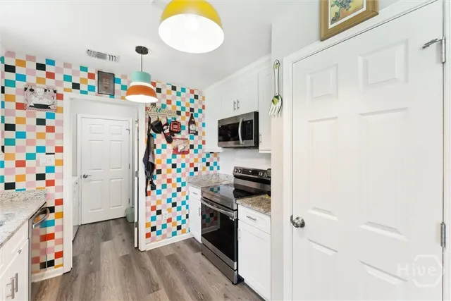 $325,000 | 2120 Vermont Avenue, Savannah, GA 31404