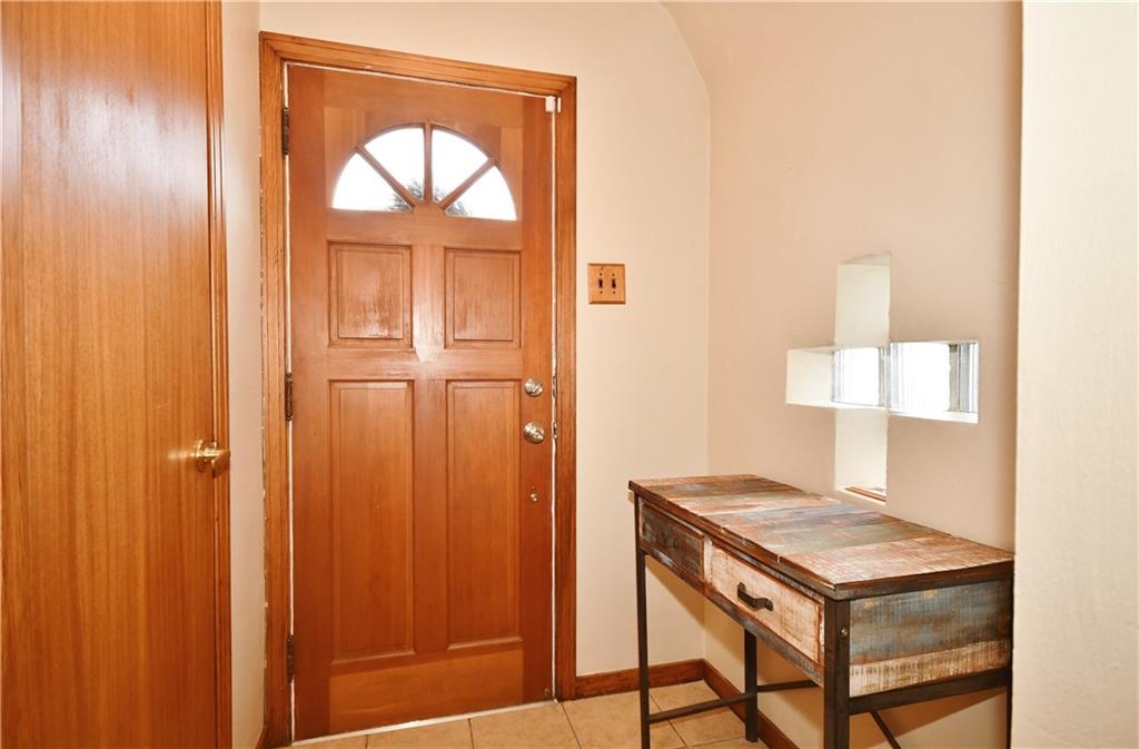 211 Rock Run Road Elizabeth, PA 15037 - Photo 2 of 25 Gallery Image 2